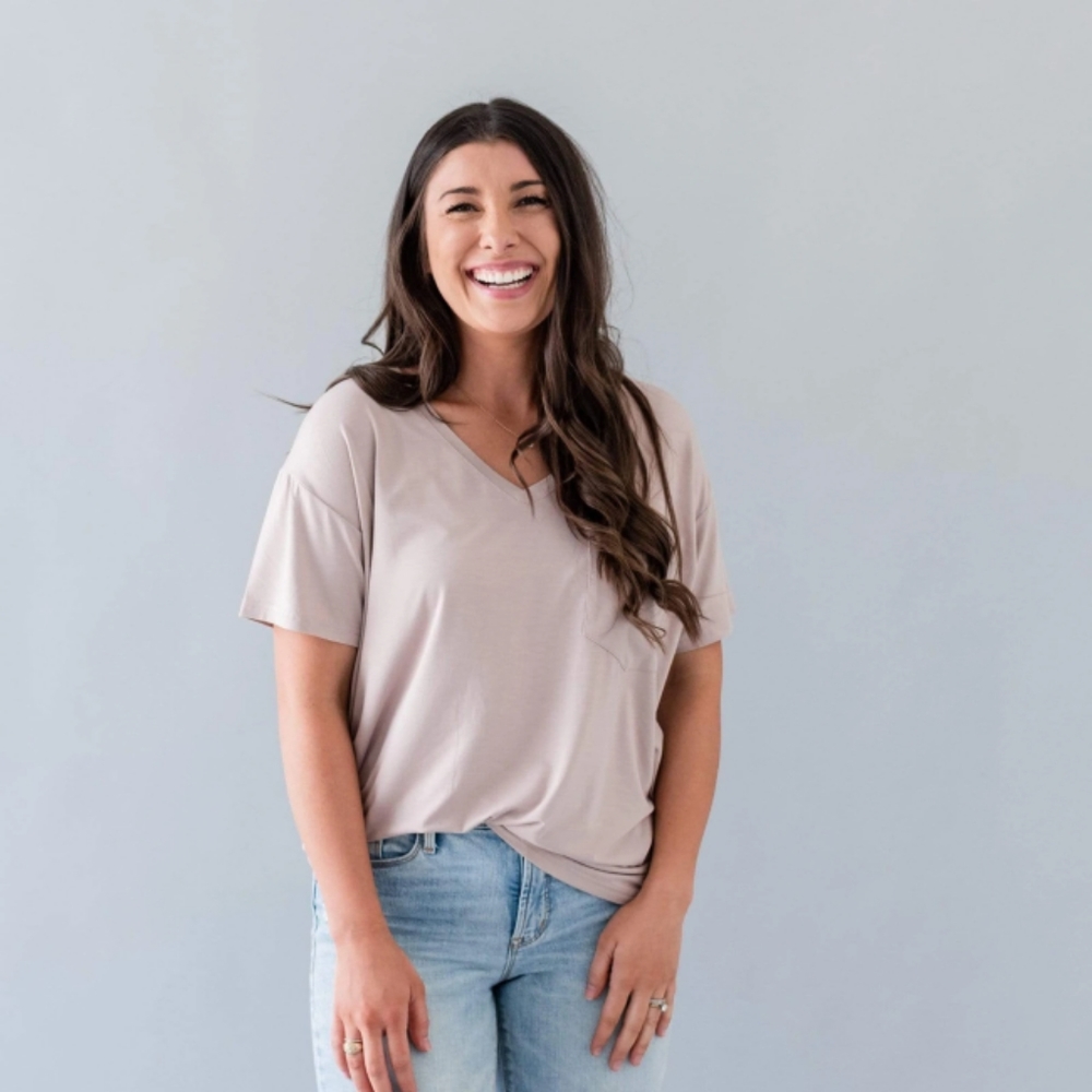Kyte baby Womens v neck XS sunset